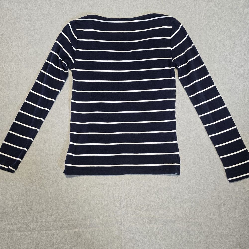 GAP Modern Tee Women M Navy Blue White Striped V-Neck Nautical Coastal Preppy - Picture 12 of 14